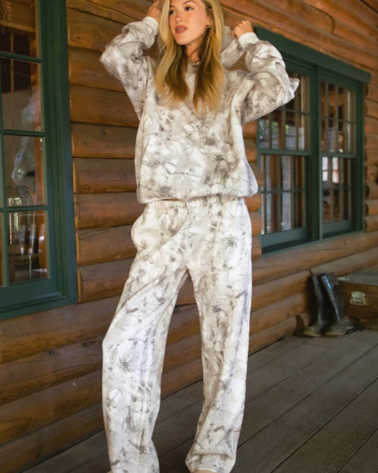 Avery Light Woodland Camo Lounge Fleece Sweatpants